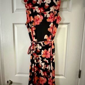 Dana Buchman Black and Pink Floral Maxi Dress - 0X (14)
